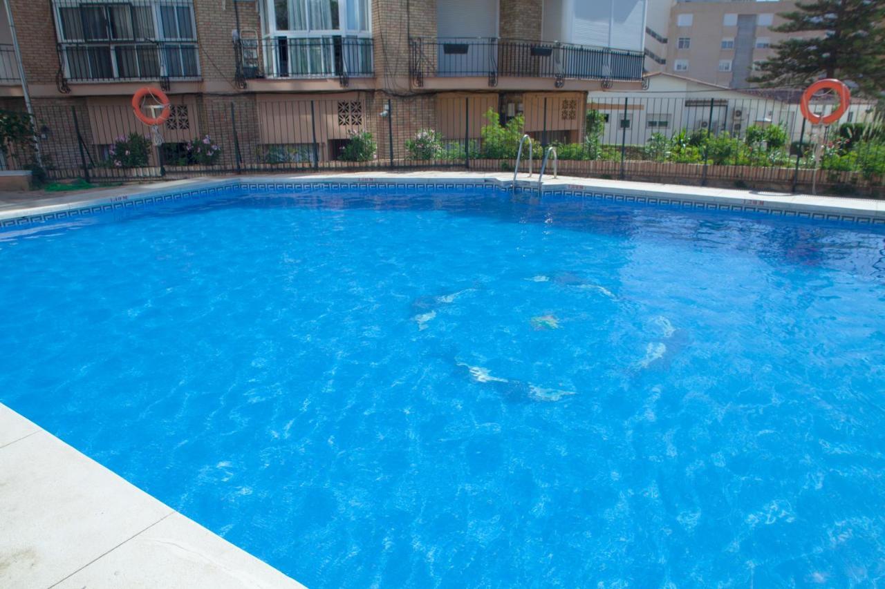 Apartamento Junto Al Mar En Puerto Marina Apartment Беналмадена Екстериор снимка